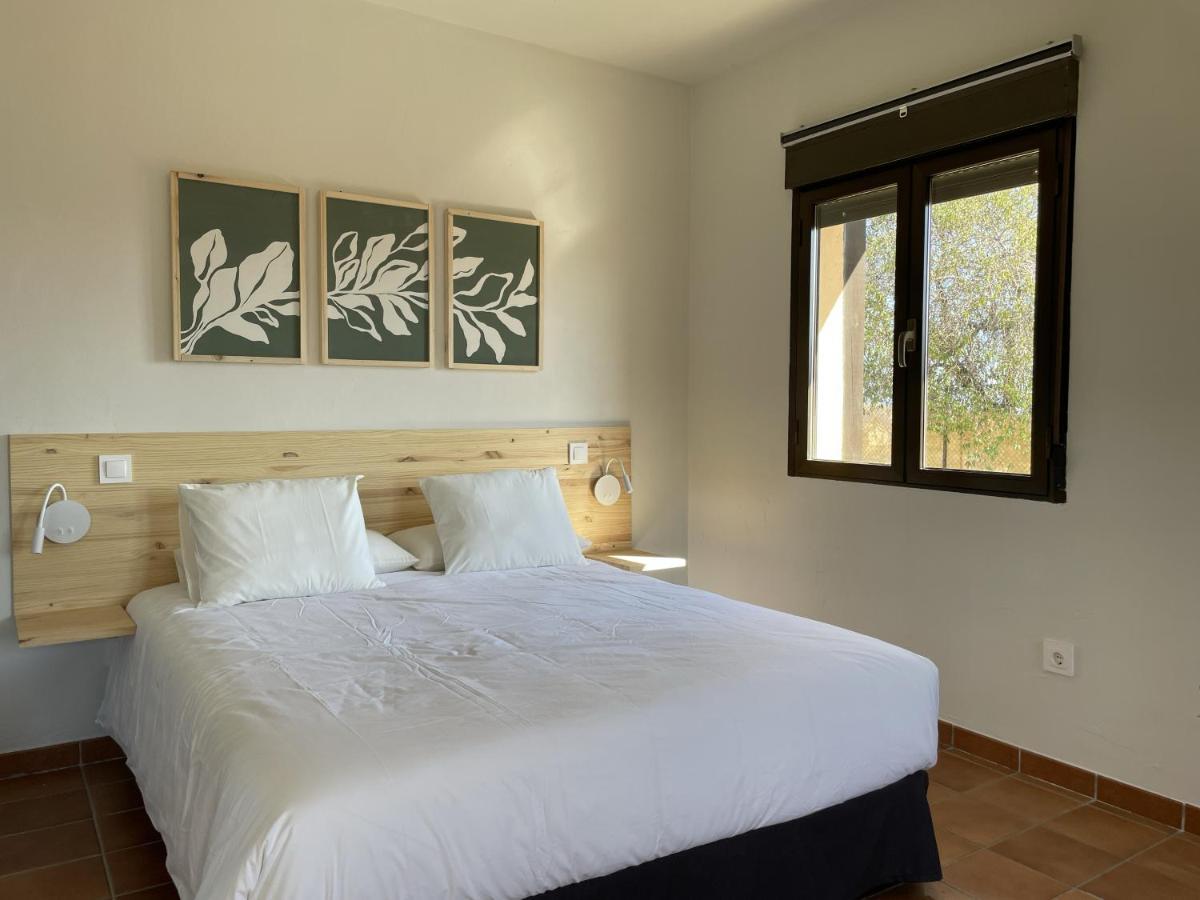 Apartamentos Los Pocillos Gargantilla del Lozoya y Pinilla de Buitrago Extérieur photo
