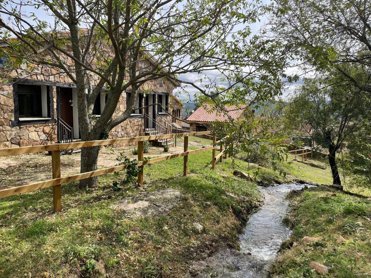 Apartamentos Los Pocillos Gargantilla del Lozoya y Pinilla de Buitrago Extérieur photo
