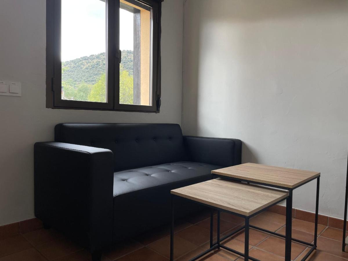 Apartamentos Los Pocillos Gargantilla del Lozoya y Pinilla de Buitrago Extérieur photo
